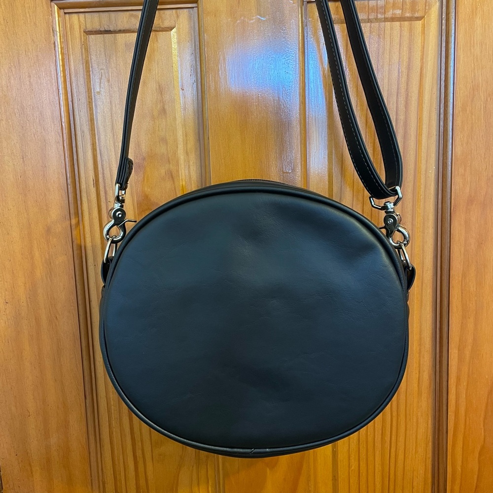 NEW LOVE PAIN STITCHES HANDCRAFTED BLACK IRIDESCENT BAT MOUTH PUMPKIN BAG Purse - Picture 12 of 16